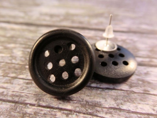 Preview: Crazy 9 Loch Knopf Ohrstecker Holz Button wood